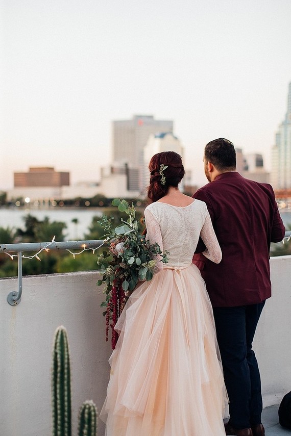 DIY warehouse wedding at Six Hundred King in Jacksonville