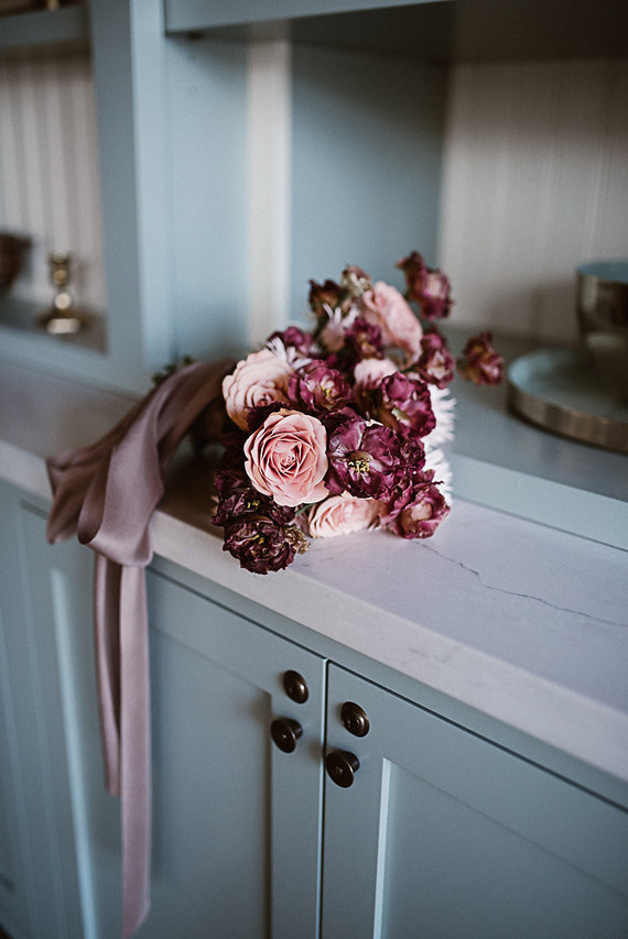 Moody mauve Valentine's Day and winter wedding ideas