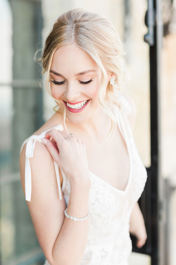 Romantic bright California wedding at Malibu Rocky Oaks Inspiration