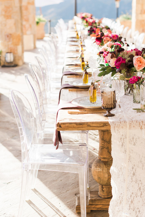 Romantic bright California wedding at Malibu Rocky Oaks Inspiration