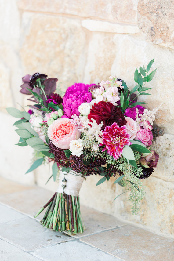 Romantic bright California wedding at Malibu Rocky Oaks Inspiration