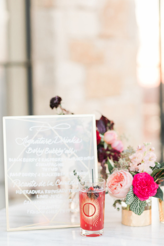 Romantic bright California wedding at Malibu Rocky Oaks Inspiration