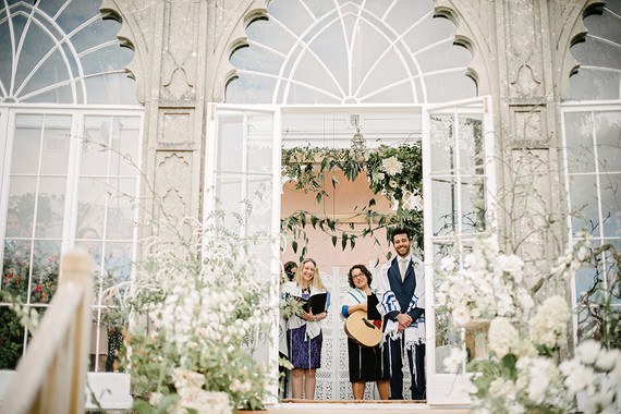 Elegant floral wedding at Sezincote in the Cotswolds