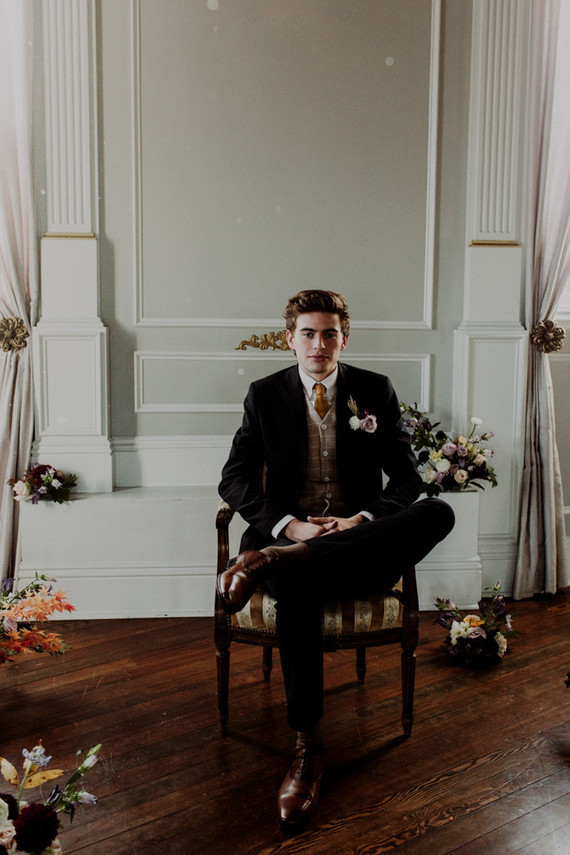 Moody spring elopement ideas at The Old Schoolhouse in Newberg Oregon