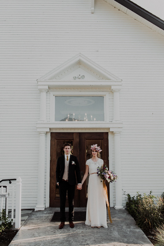 Moody spring elopement ideas at The Old Schoolhouse in Newberg Oregon