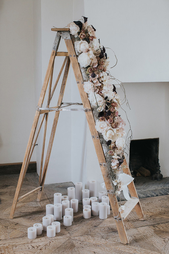 Floral ladder decor for wedding