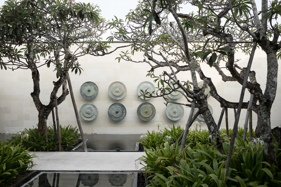 Elegant floral destination wedding in Bali