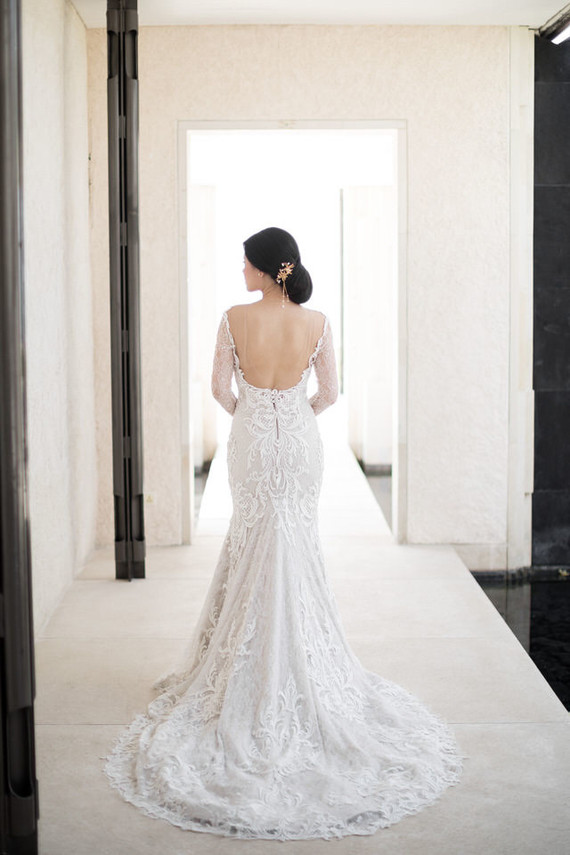 Elegant floral destination wedding in Bali