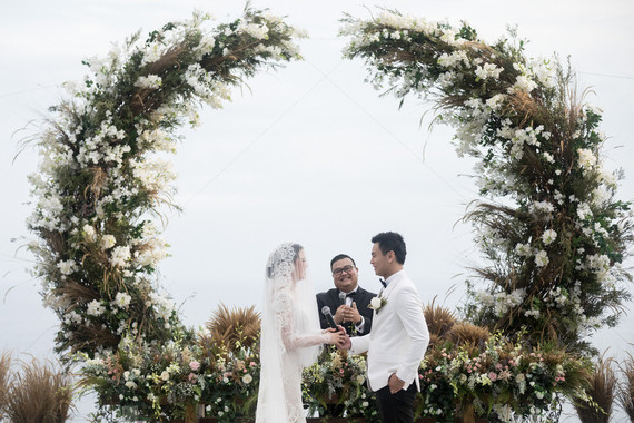 Elegant floral destination wedding in Bali