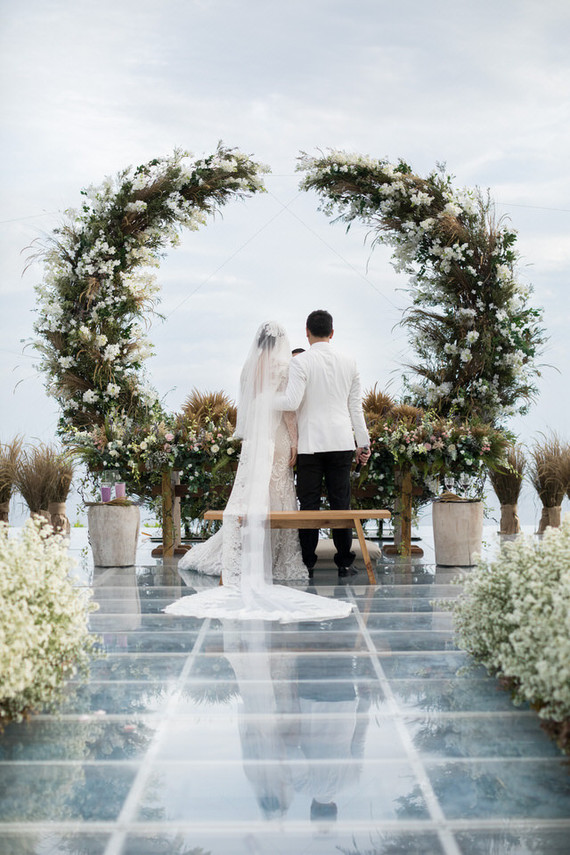Elegant floral destination wedding in Bali