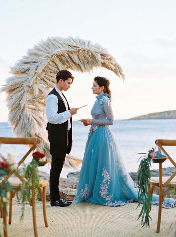 Pampas grass moon ceremony decor