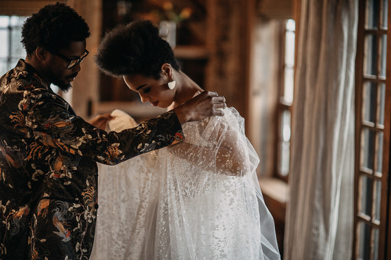 Intimate winter B&B elopement in the Hudson Valley