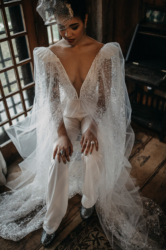 Intimate winter B&B elopement in the Hudson Valley