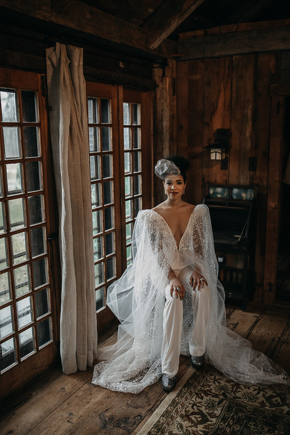 Intimate winter B&B elopement in the Hudson Valley
