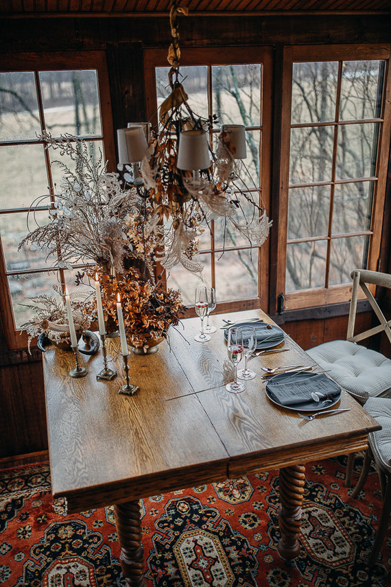 Intimate winter B&B elopement in the Hudson Valley