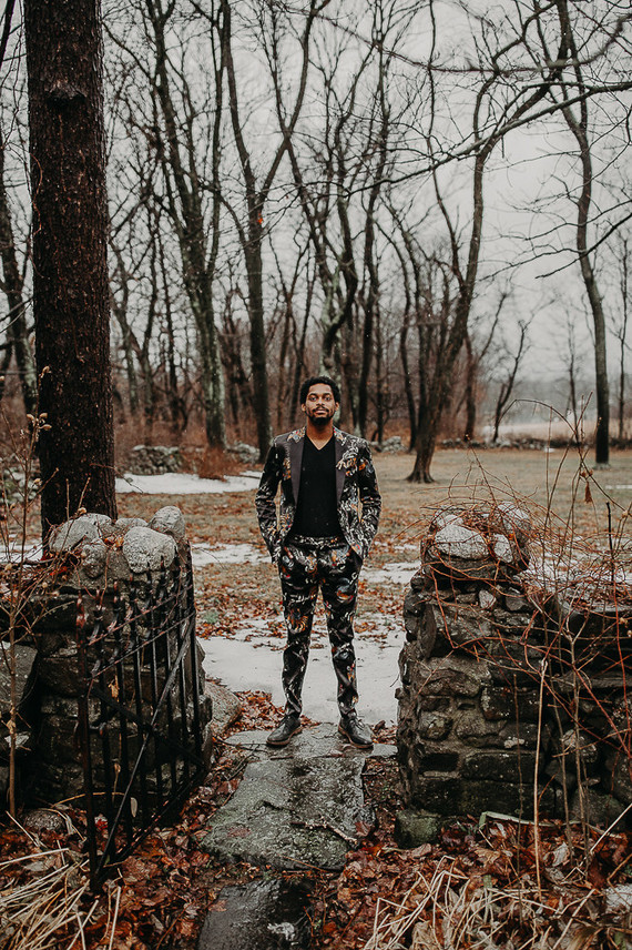 Intimate winter B&B elopement in the Hudson Valley