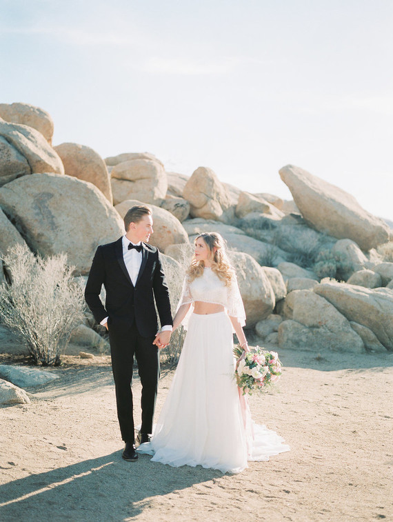 Elegant desert wedding in Joshua Tree Inspiration