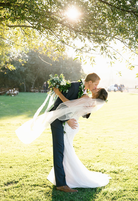Rustic modern barn wedding at Greengate Ranch in SLO