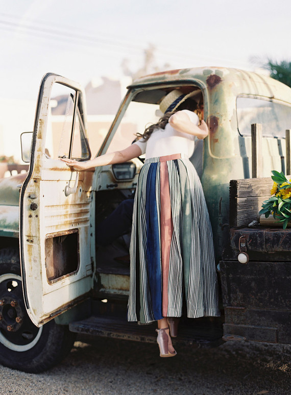 Engagement session at Caravan Outpost in Ojai + a giveaway