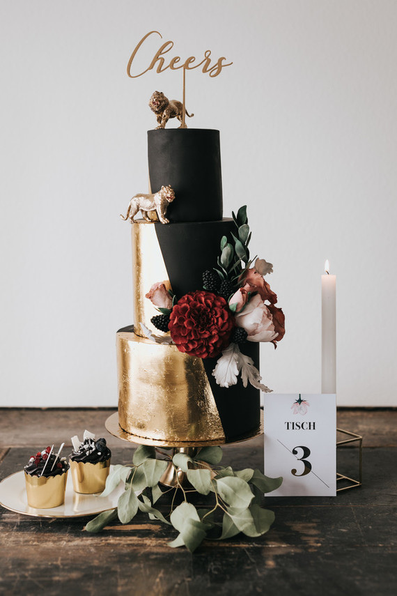 Beautiful, innovative wedding cake design