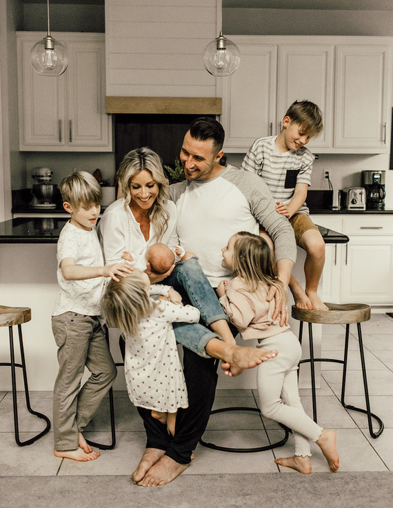 Family of 7 photos