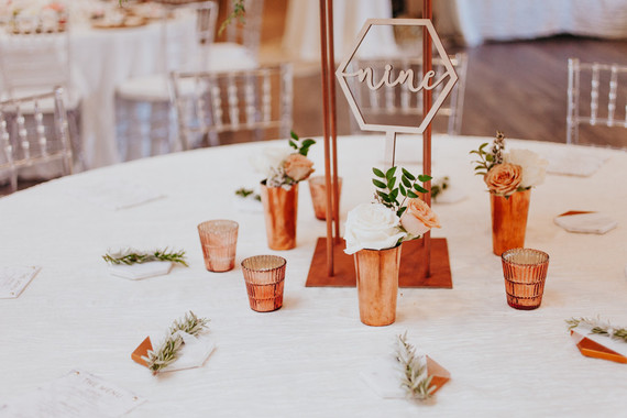 Rustic wedding decor
