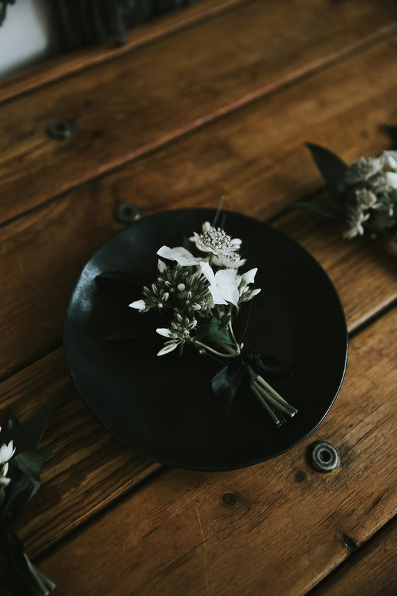 Moody minimalist spring wedding at The Ruby Street in Los Angeles