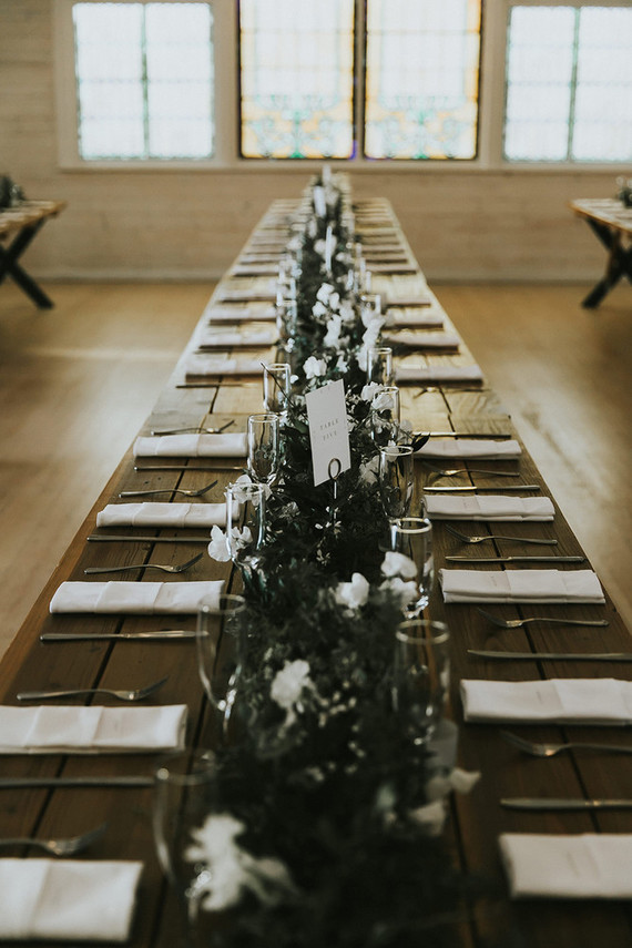 Moody minimalist spring wedding at The Ruby Street in Los Angeles