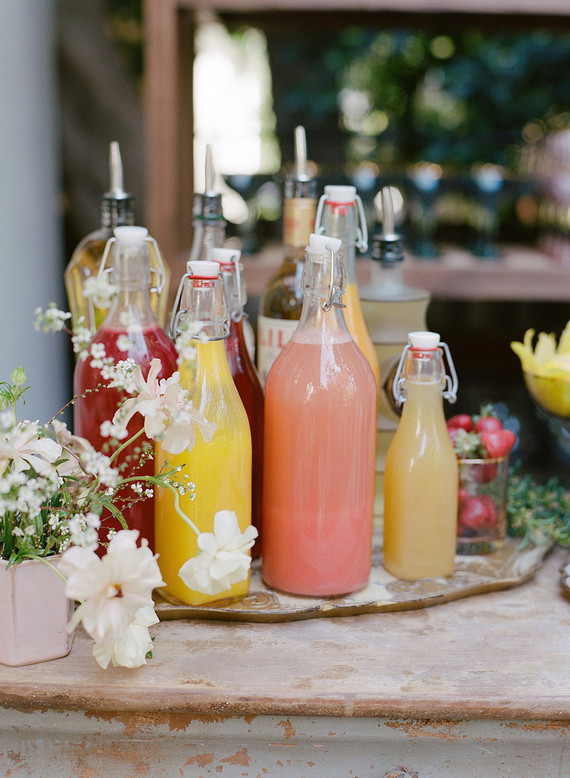 feminine garden baby shower with Casa de Perrin