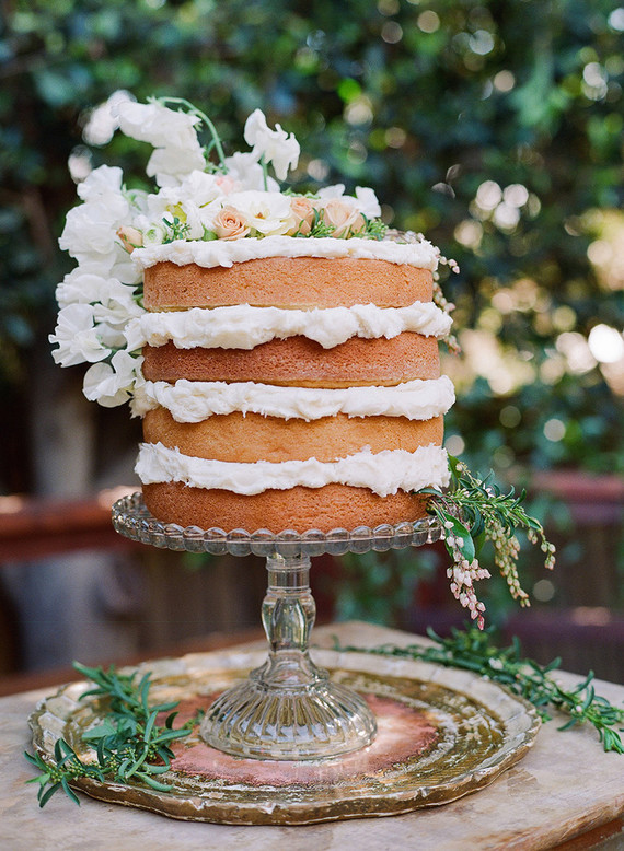 feminine garden baby shower with Casa de Perrin