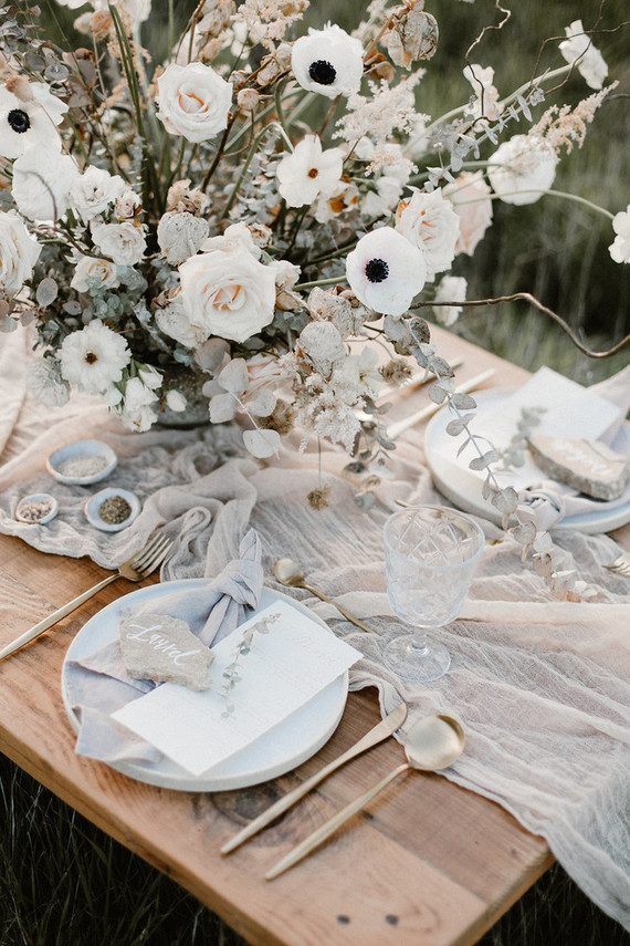 Earthy bohemian picnic ideas for summer on 100 Layer Cake