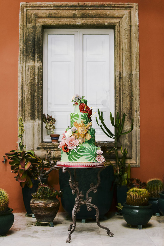 Frida Kahlo inspired wedding on the Amalfi Coast