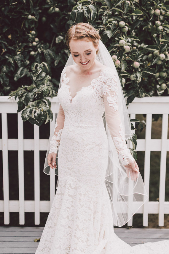 Elegant intimate Whidbey Island wedding at The Wayfarer