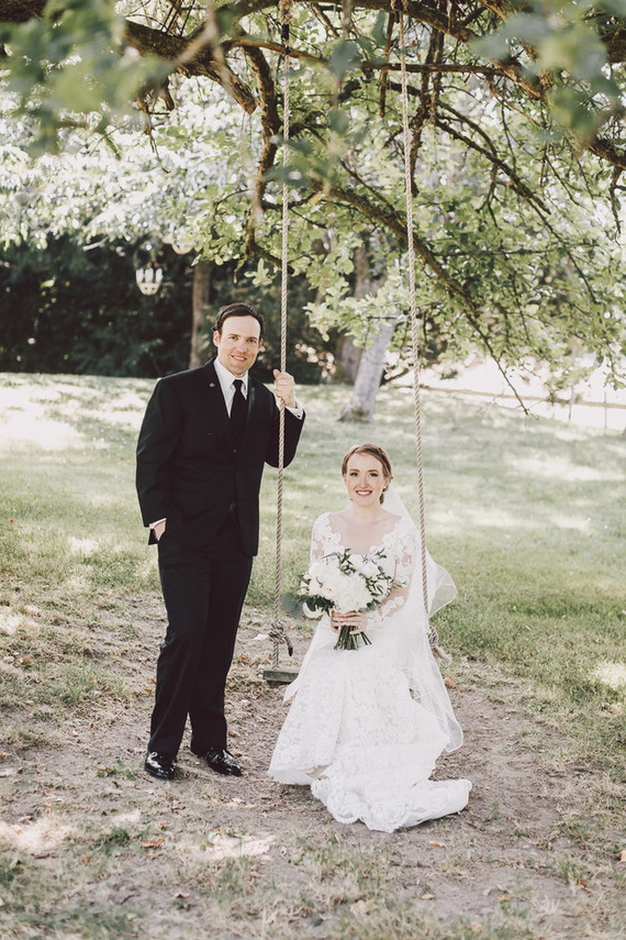 Elegant intimate Whidbey Island wedding at The Wayfarer