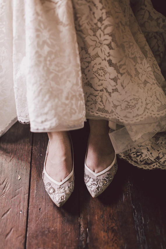 Elegant intimate Whidbey Island wedding at The Wayfarer