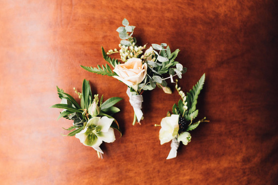 Jewel tone winter wedding at Canyonwood Ridge in Austin