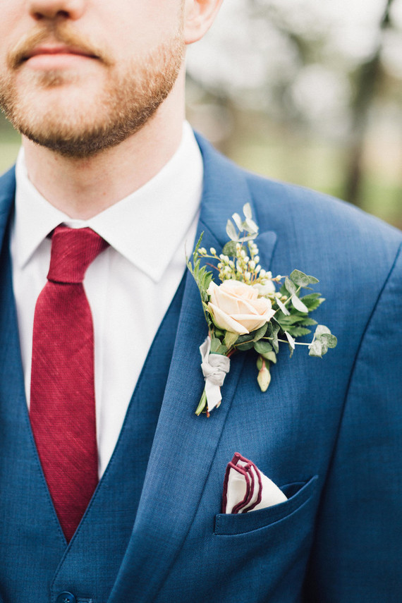 Jewel tone winter wedding at Canyonwood Ridge in Austin