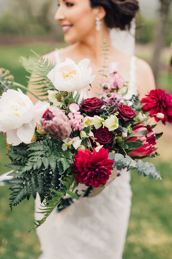 Jewel tone winter wedding at Canyonwood Ridge in Austin