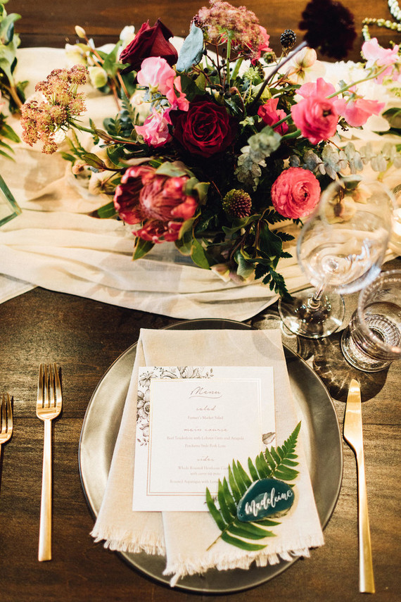 Jewel tone winter wedding at Canyonwood Ridge in Austin