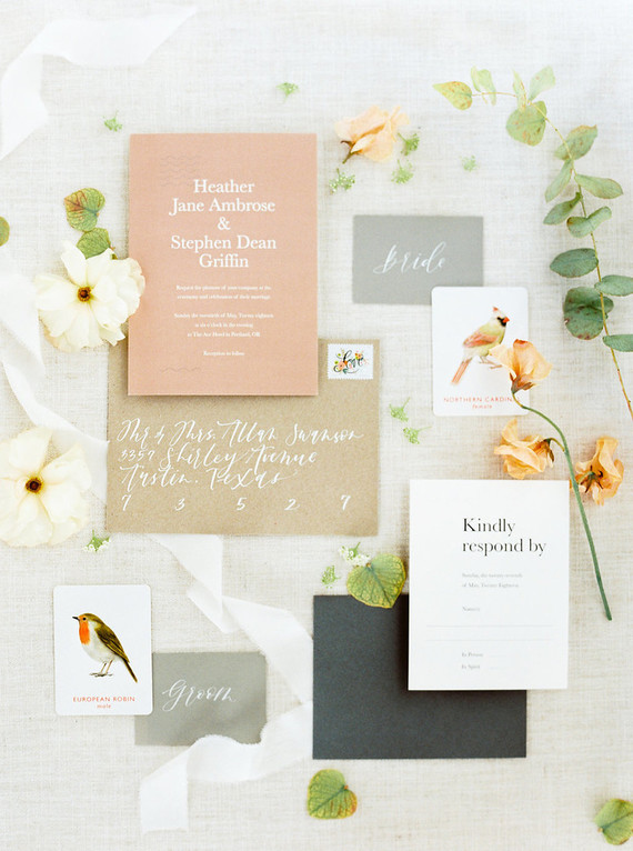 Peachy natural Austin summer wedding ideas at Garden Grove Inspiration