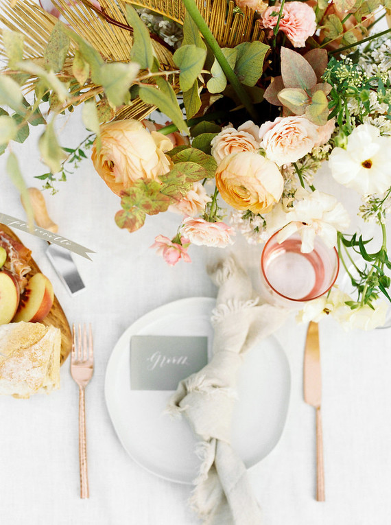 Peachy natural Austin summer wedding ideas at Garden Grove