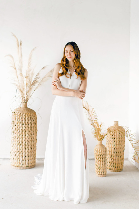 Peachy natural Austin summer wedding ideas at Garden Grove
