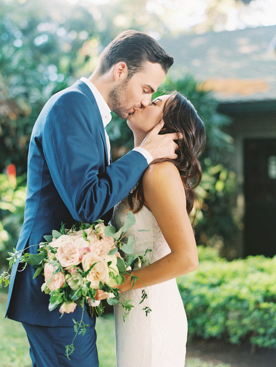Maui wedding at Olowalu Plantation House