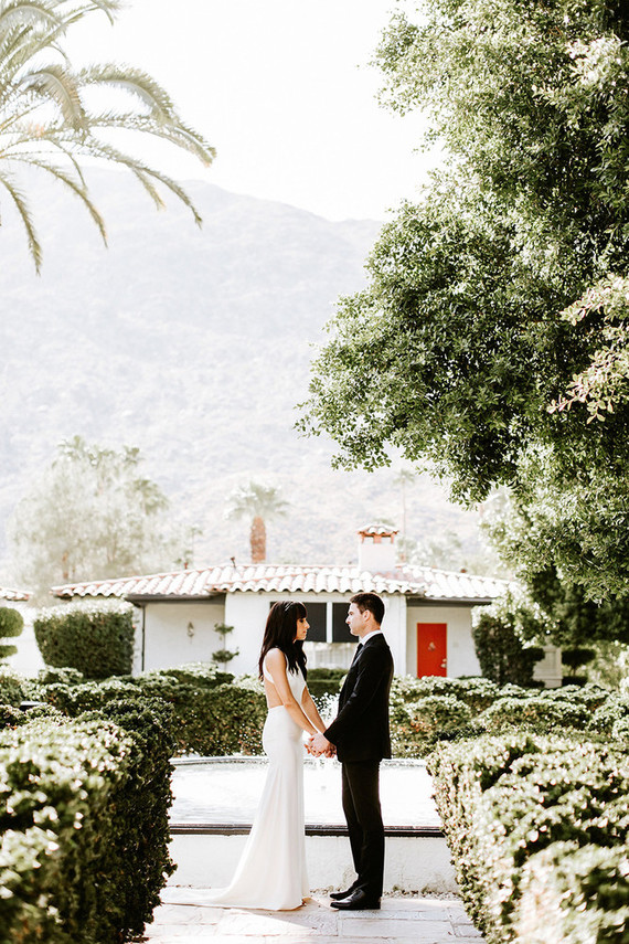 Classic modern Palm Springs wedding at the Avalon