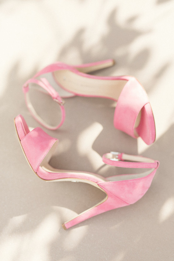 Fuchsia floral wedding inspiration in Tuscany