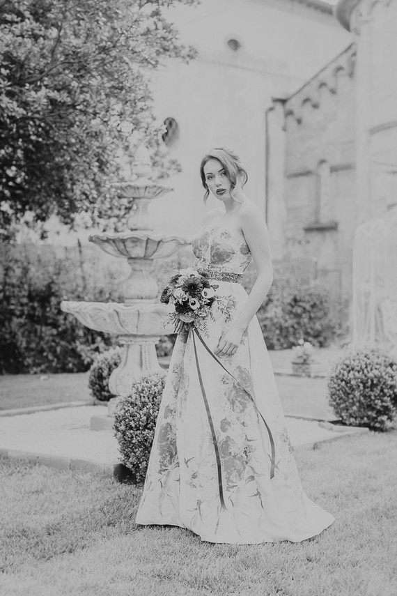 Fuchsia floral wedding inspiration in Tuscany