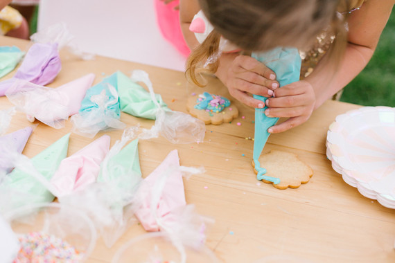 Mermaid backyard birthday party by Beijos Events