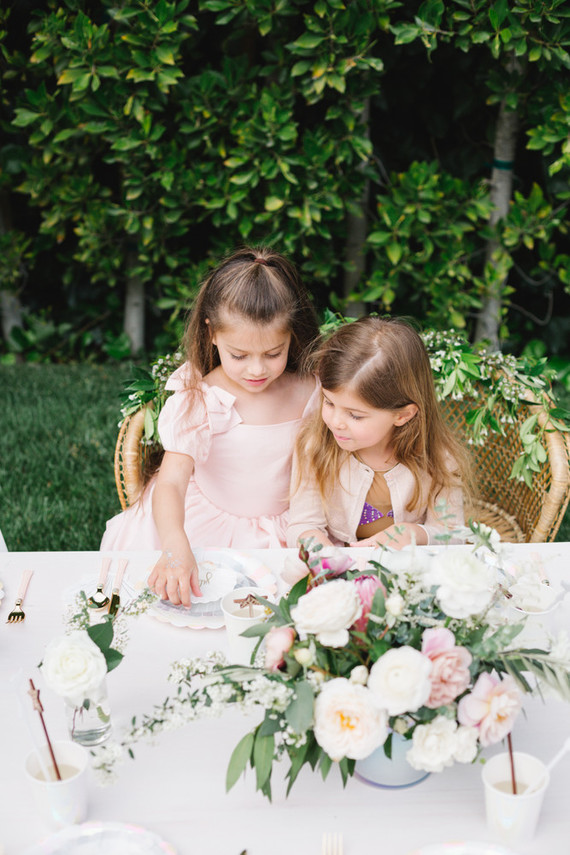 Mermaid backyard birthday party by Beijos Events