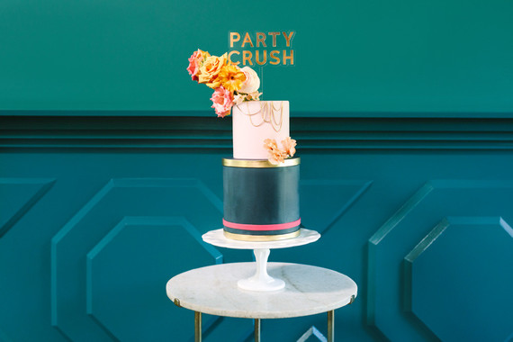 Modern wedding cake
