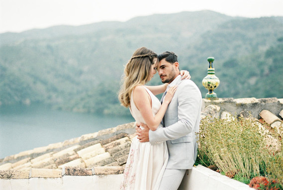 Romantic wedding portraits in Spain Inspiration